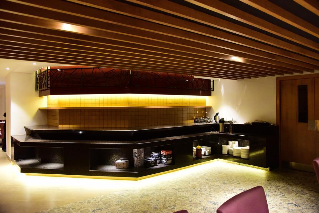 The Royal Comfort Bengalúr Exteriér fotografie