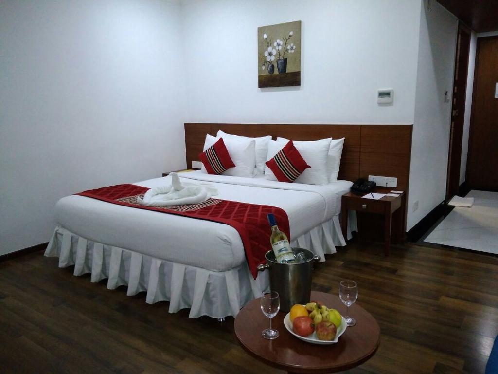 The Royal Comfort Bengalúr Exteriér fotografie